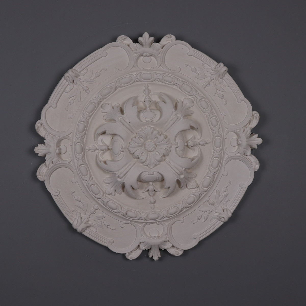 DM4070 Victorian Plaster Ceiling Rose 430mm
