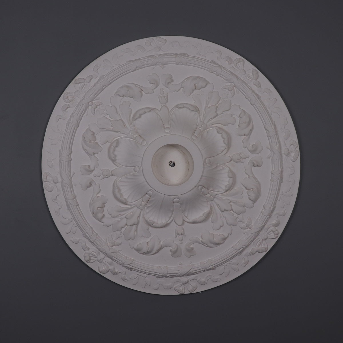 DM4075 Victorian Plaster Ceiling Rose 600mm