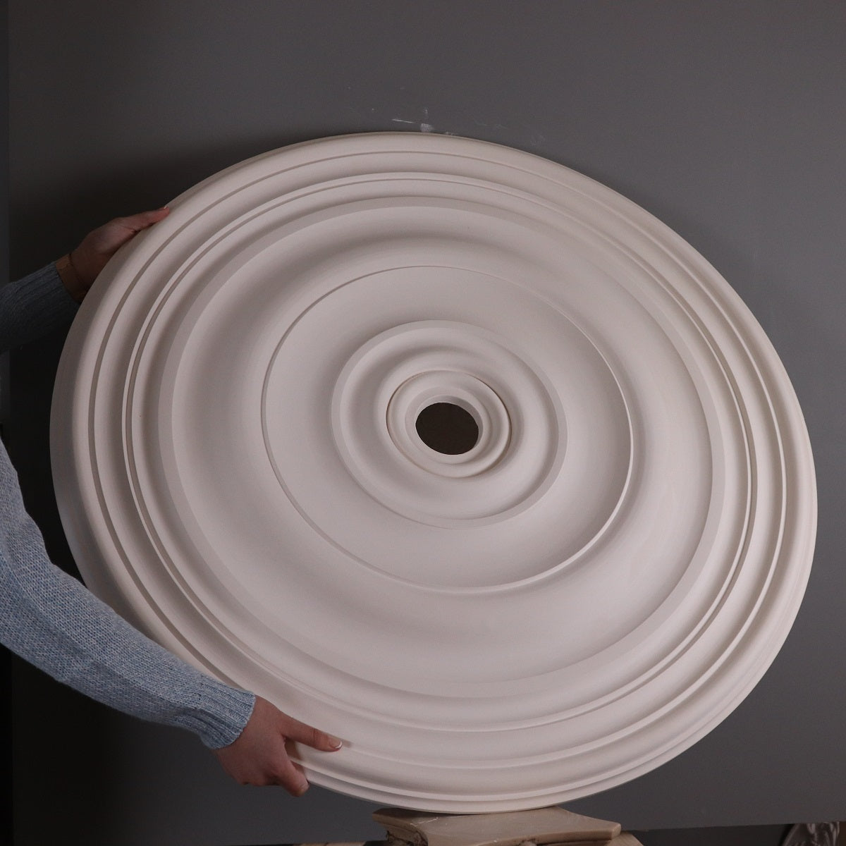 DM4099 Victorian Edwardian Plaster Ceiling Rose 900mm