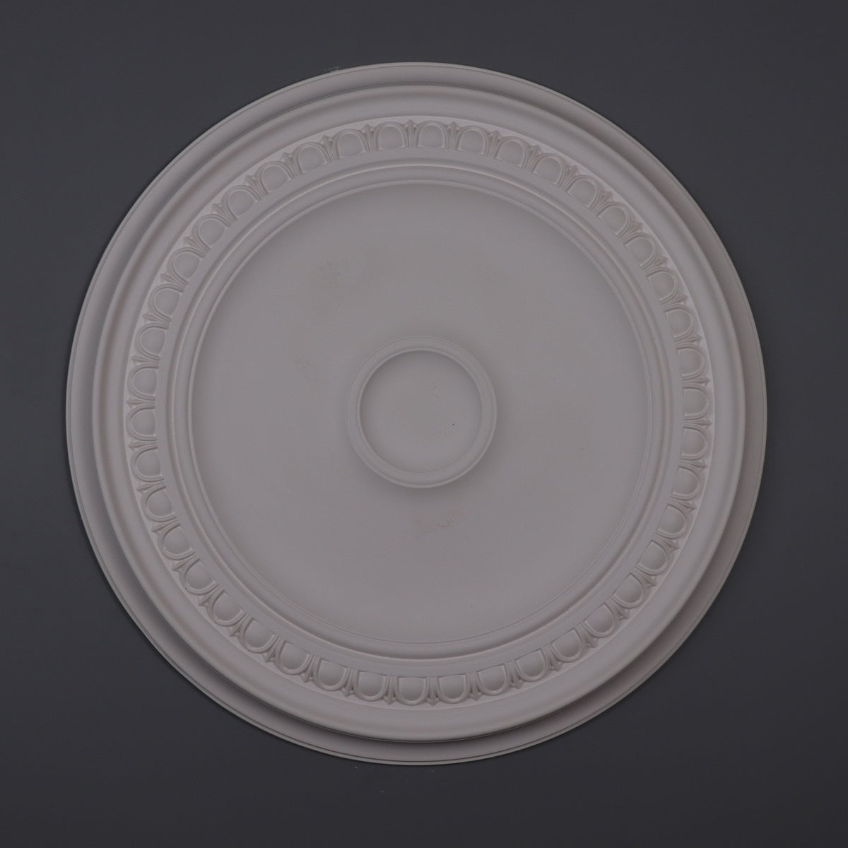 DM7022 Victorian Edwardian Plaster Ceiling Rose 615mm