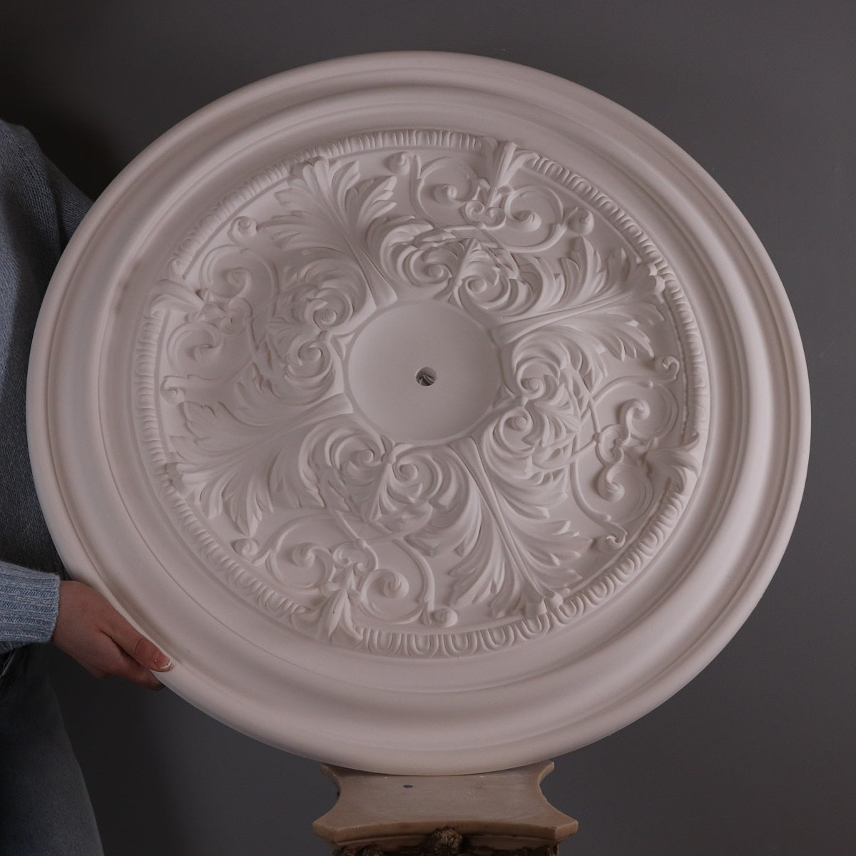 DM7025 Victorian Edwardian Plaster Ceiling Rose 700mm
