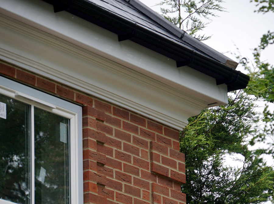 Swan Neck Exterior Cornice C7258